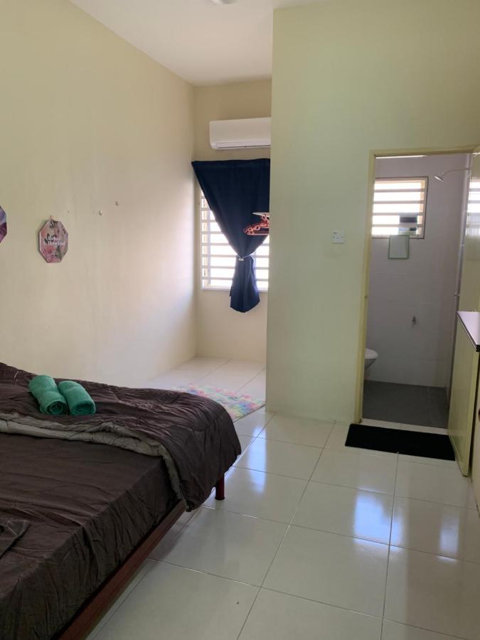 Zillqayyim Homestay Seri Iskandar Ngoại thất bức ảnh