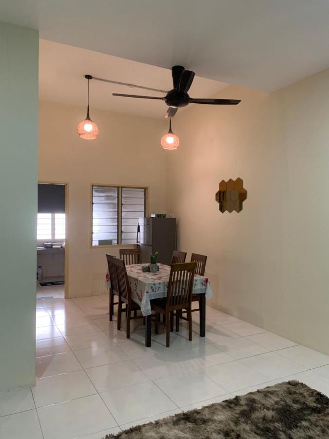 Zillqayyim Homestay Seri Iskandar Ngoại thất bức ảnh